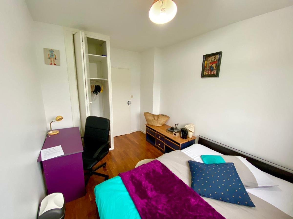 Bedroom In A House/ Chambre Dans Une Maison 奥日河畔的伊皮奈 外观 照片